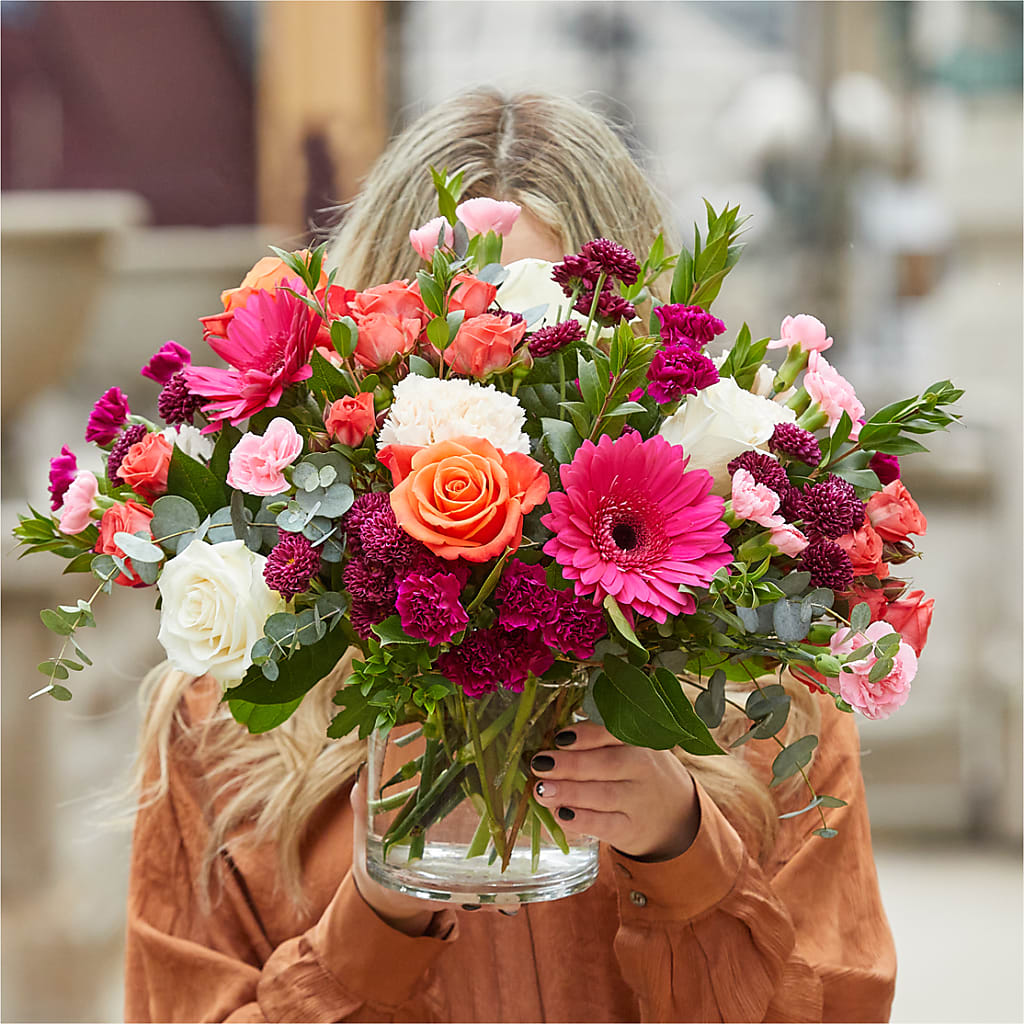 Smell the Roses Bouquet – ROBIN'S CORNER FLOWER SHOP, Taunton MA