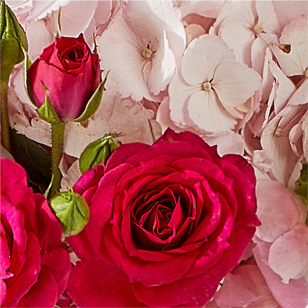 Glitz & Glam Bouquet – ROBIN'S CORNER FLOWER SHOP, Taunton MA