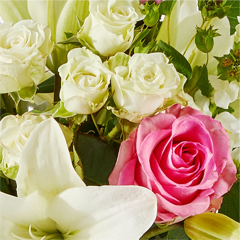 Fondly Bouquet – ROBIN'S CORNER FLOWER SHOP, Taunton MA
