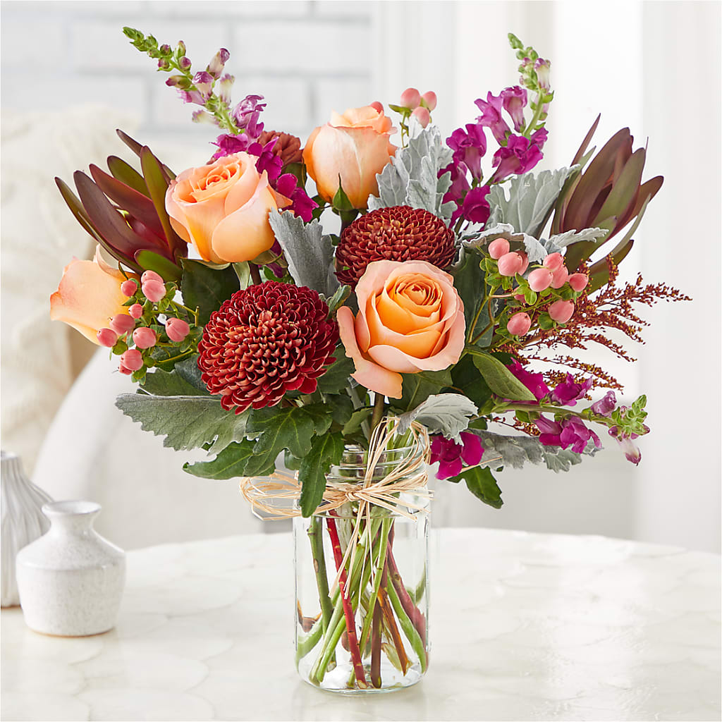 Moody Hues Bouquet – ROBIN'S CORNER FLOWER SHOP, Taunton MA