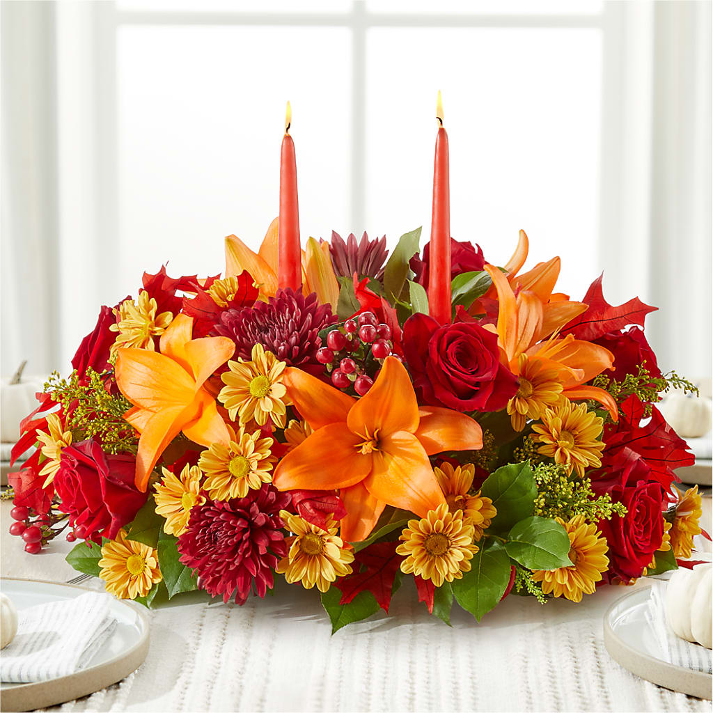 Autumn's Embrace Centerpiece – ROBIN'S CORNER FLOWER SHOP, Taunton MA