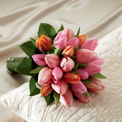 Embraceable Bouquet – ROBIN'S CORNER FLOWER SHOP, Taunton MA