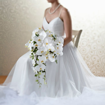 Classic White Bouquet – ROBIN'S CORNER FLOWER SHOP, Taunton MA